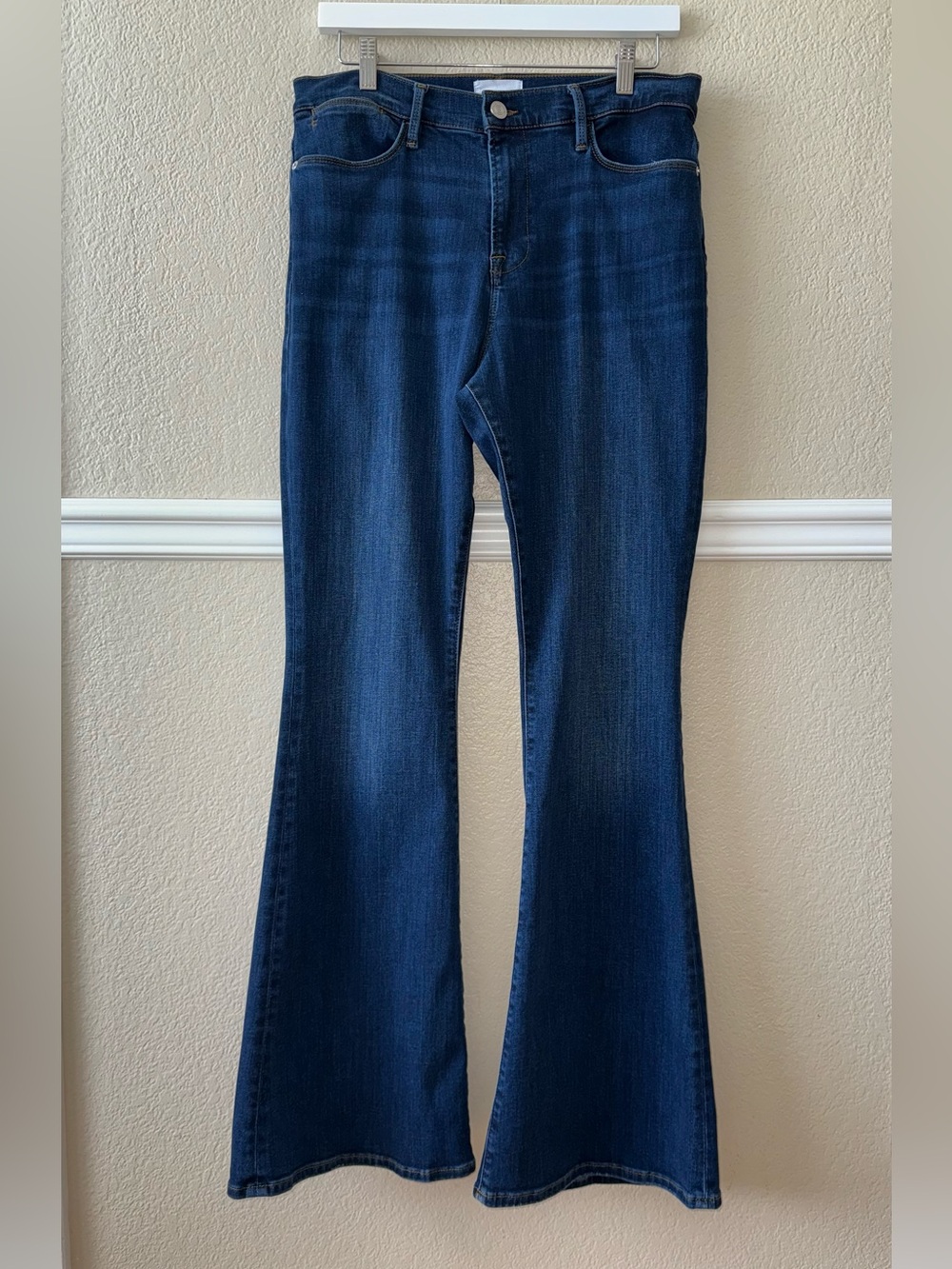 FRAME Le High Flare Jeans Medium Wash Size 32